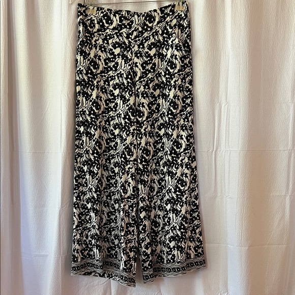 Max Studio Black and White Wide Leg High Rise Pull-On Pants, Size S - Picture 1 of 11